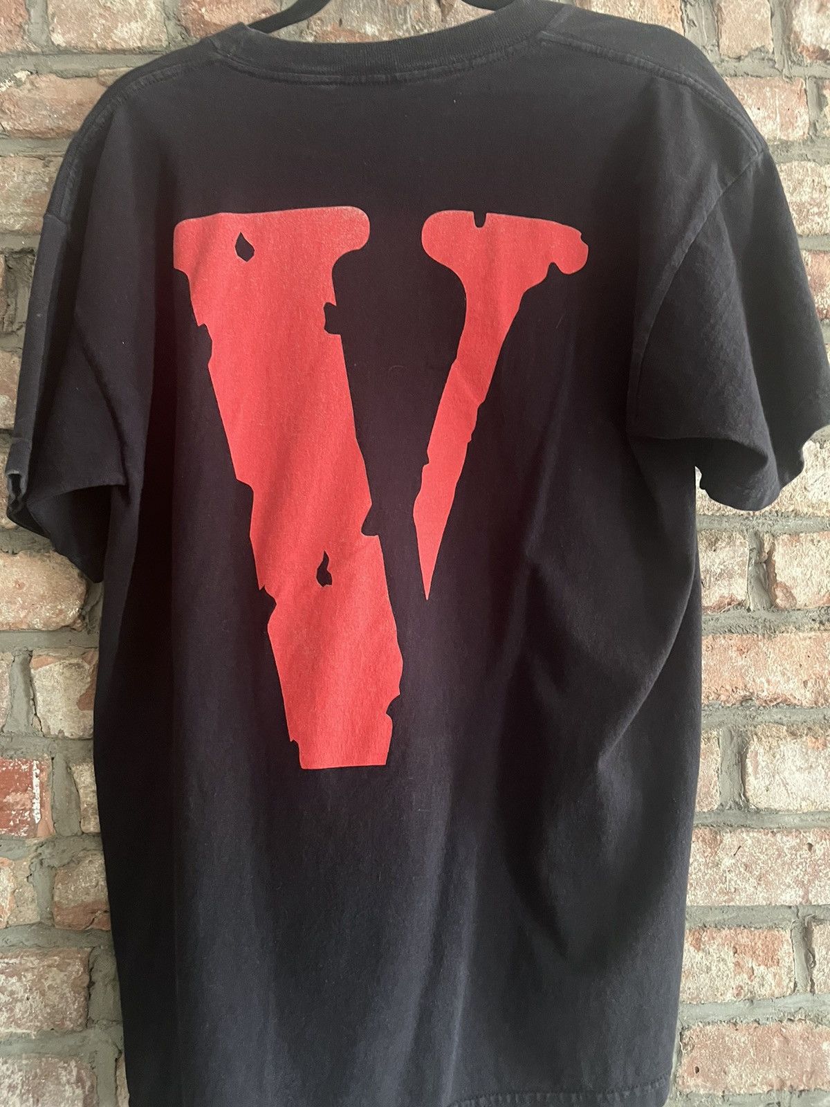 Vlone Tupac Tribute T Shirt Hoodie, Sweatshirt | PodTeesHub.com