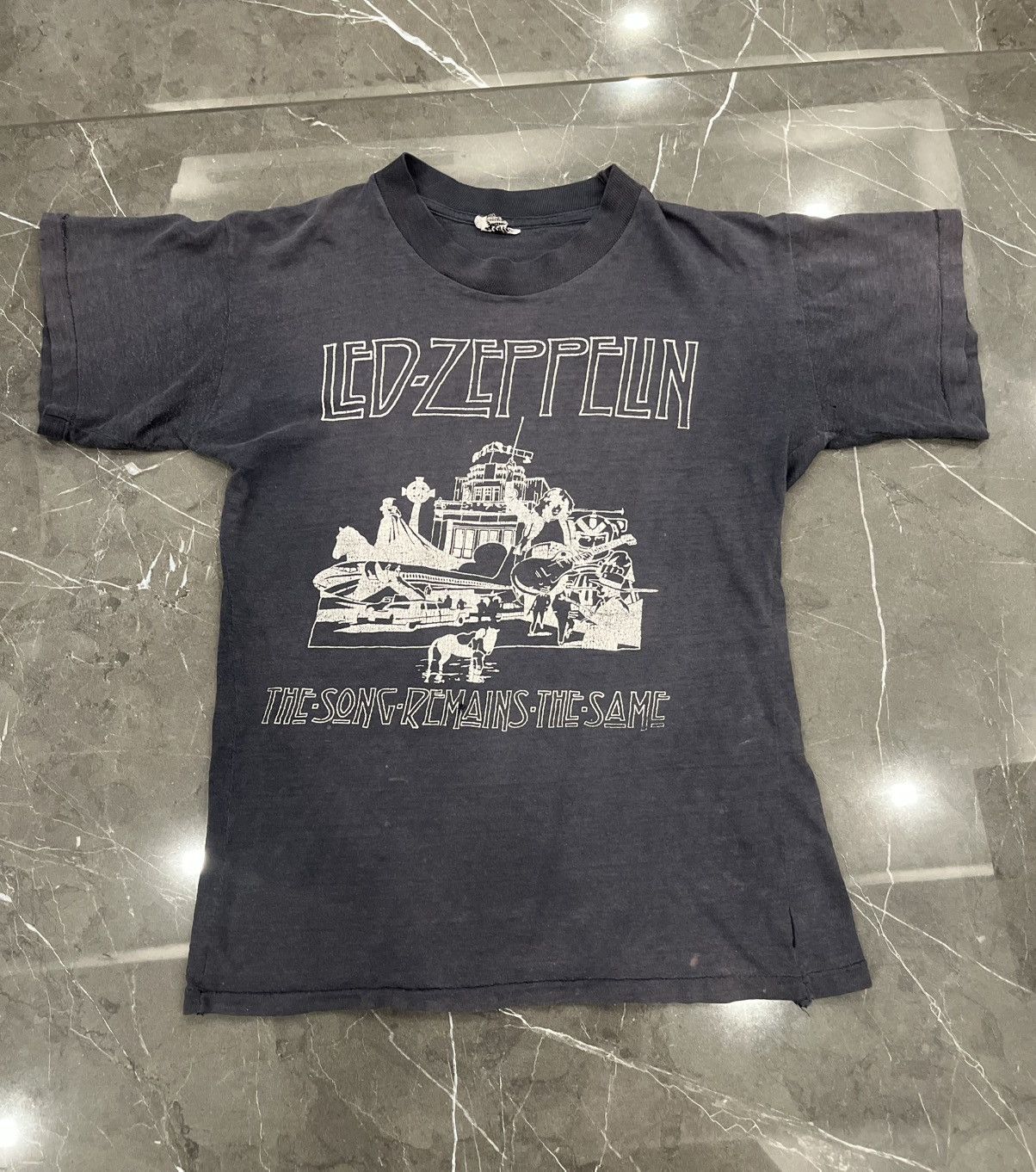 Led Zeppelin X Vintage Vintage 1970 S Led Zeppelin The Song Remains The Same Rare T-Shirts, Hoodie, Sweatshirt