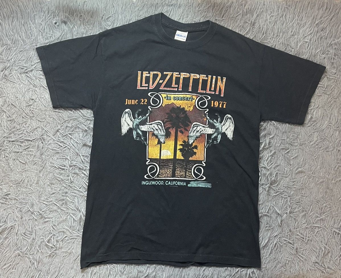 Led Zeppelin X Vintage Led Zeppelin 2007 Vintage Official Tour T Shirt Hoodie, Sweatshirt | PodTeesHub.com