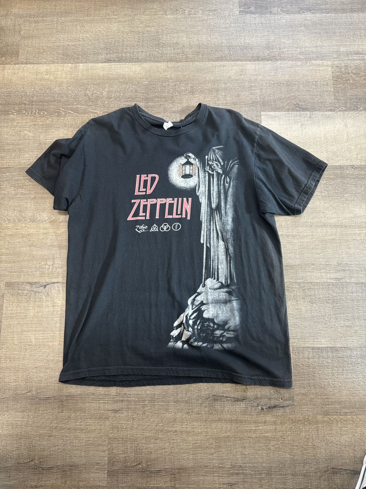 Vintage Led Zeppelin T Shirt Hoodie, Sweatshirt | PodTeesHub.com
