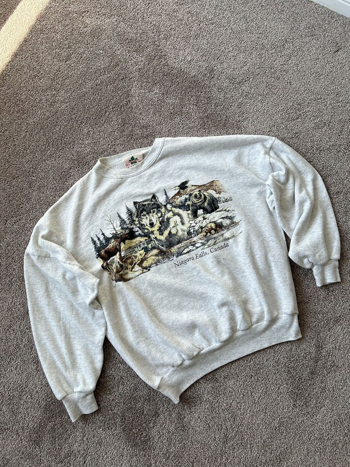 Vintage 90s Niagara Falls Outdoor Graphic Crewneck T-Shirts, Hoodie, Sweatshirt | PodTeesHub.com