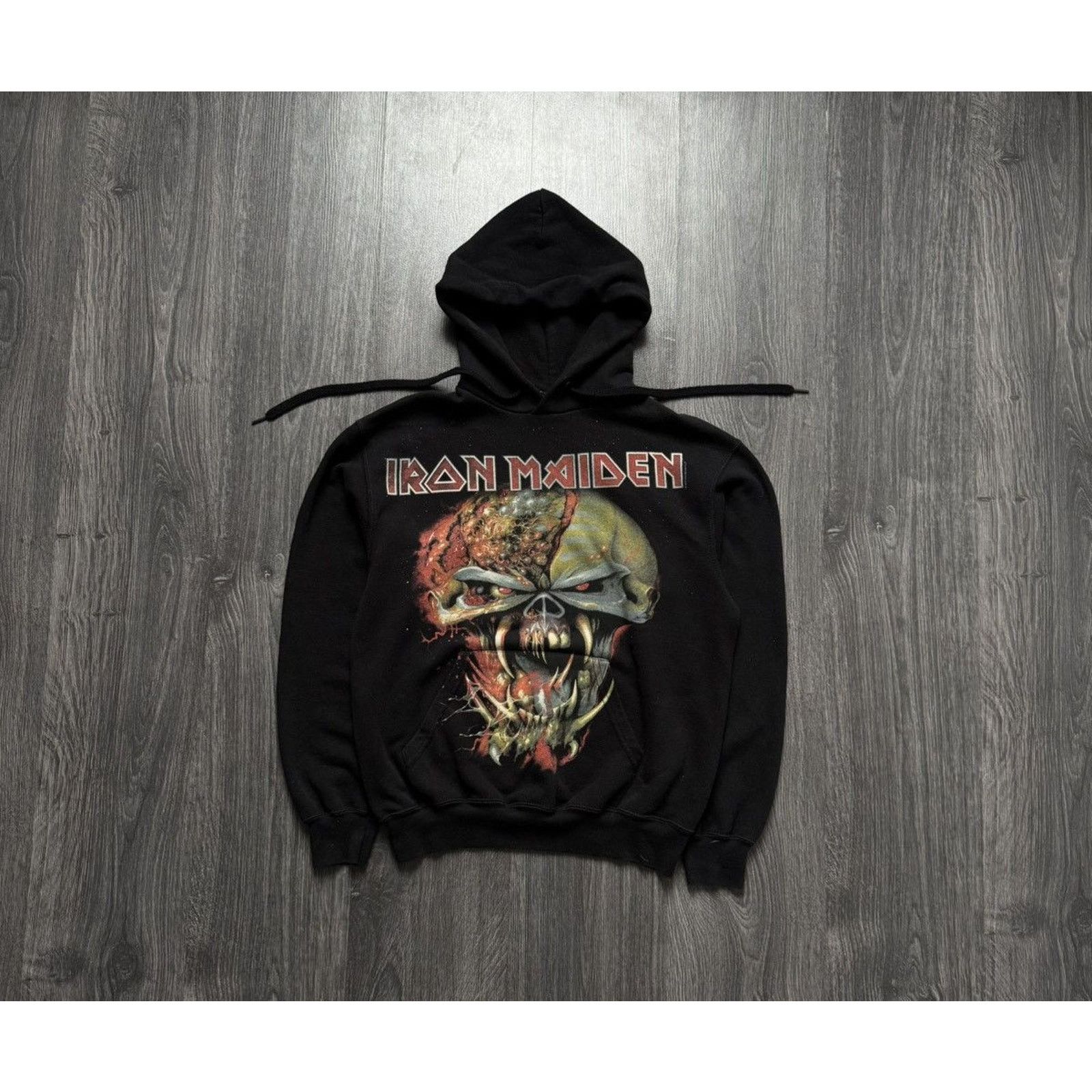 Iron Maiden X Vintage Y2k Iron Maiden 2010 Vintage Black Hoodie T-Shirts, Sweatshirt | PodTeesHub.com