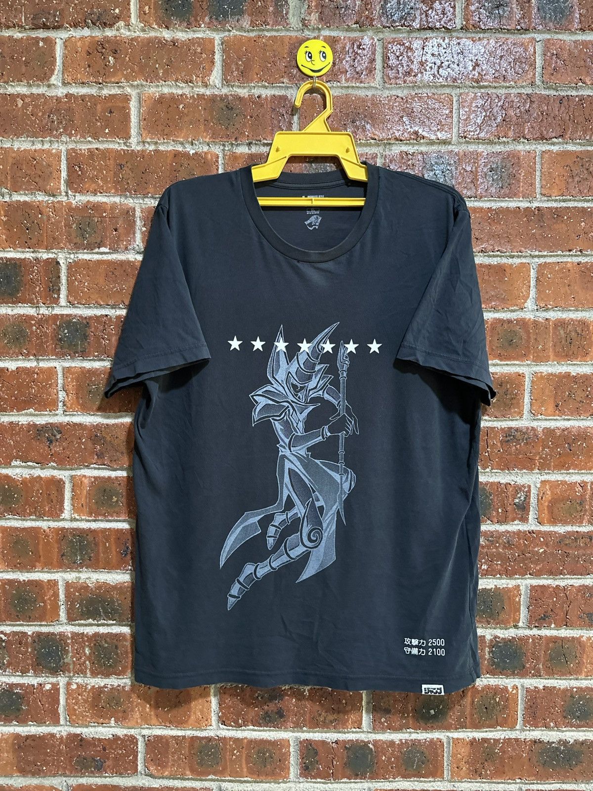 Uniqlo X Vintage Vintage Uniqlo X Yugioh Dark Magician Sun Faded T-Shirts, Hoodie, Sweatshirt | PodTeesHub.com