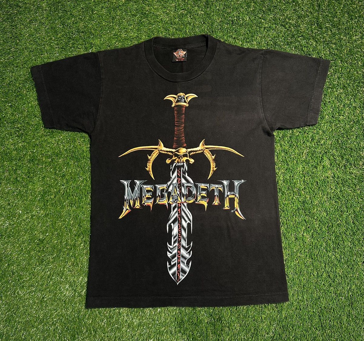 Vintage Bootleg Megadeth Rock Eagle 1997 T Shirt Hoodie, Sweatshirt | PodTeesHub.com