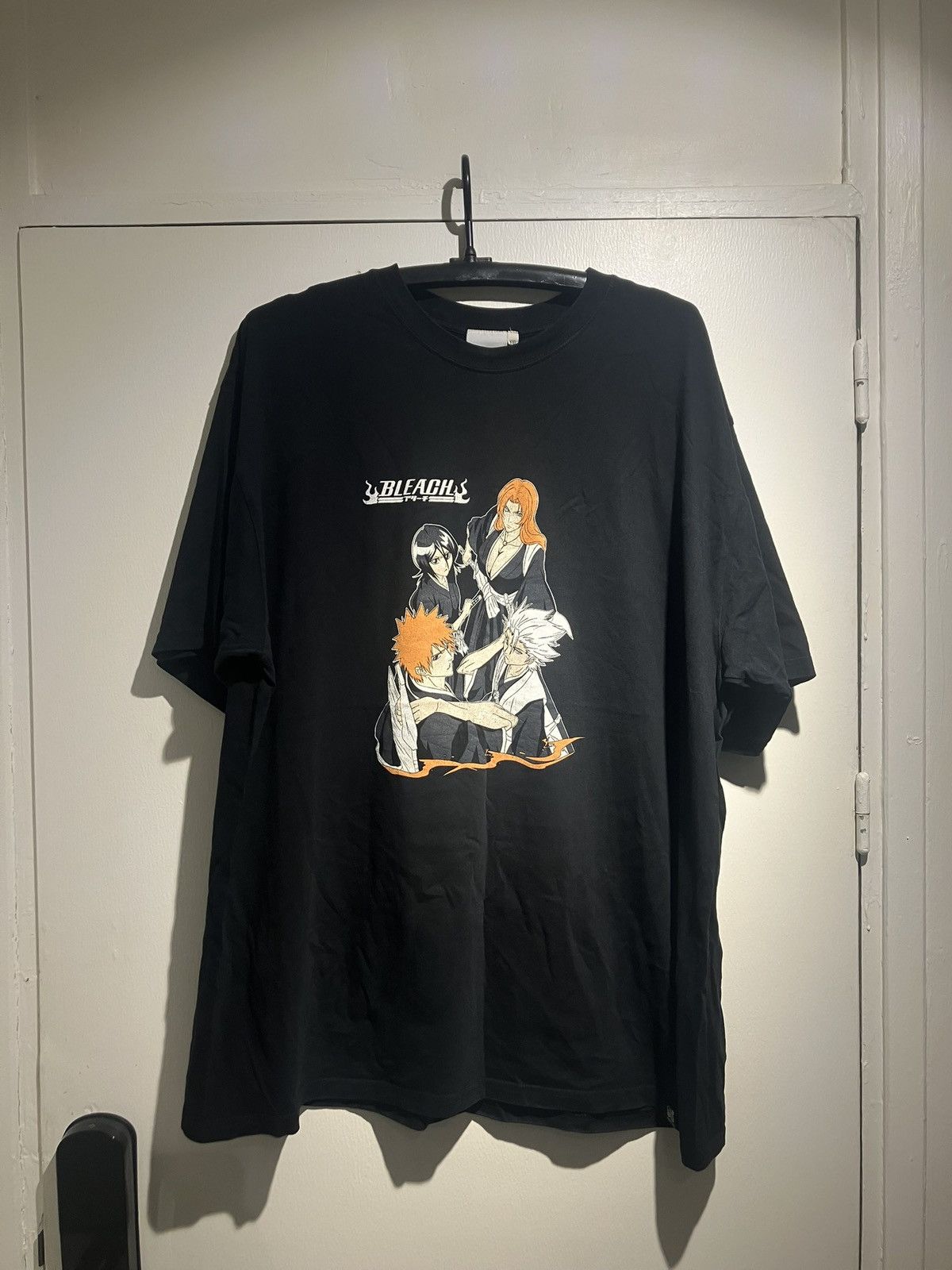 Anime Ichigo Crew Bleach 00 S Official Anime T-Shirts, Hoodie, Sweatshirt