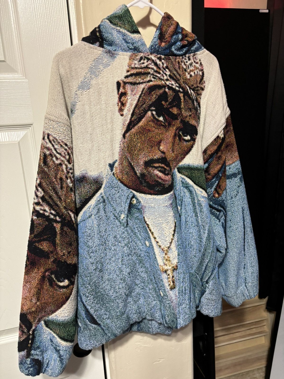Other Noname1of1 Woven Tupac Hoodie Sz M T-Shirts, Sweatshirt | PodTeesHub.com