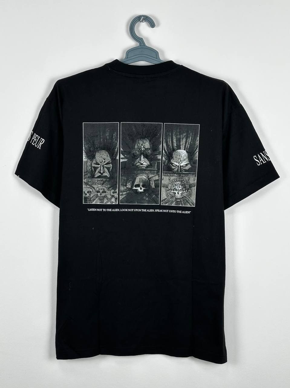 Vintage Eternal Hunt Mad Kraut Scientists Gaming T Shirt Hoodie, Sweatshirt | PodTeesHub.com