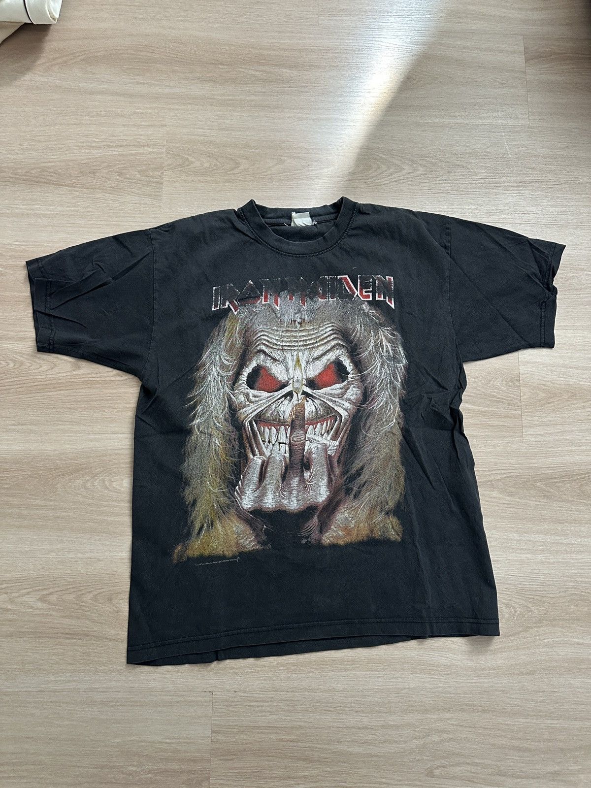 Maiden Iron Maiden 1997 Middle Finger Vintage Printed Band T Shirt Hoodie, Sweatshirt | PodTeesHub.com