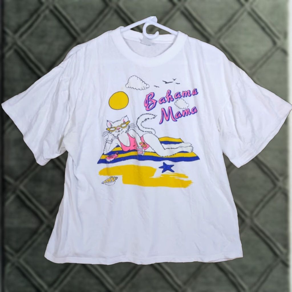Vintage Bahama Mama Cat Beach T Shirt Large White 90s Funny Art Streetwear Mens Hoodie, Sweatshirt | PodTeesHub.com
