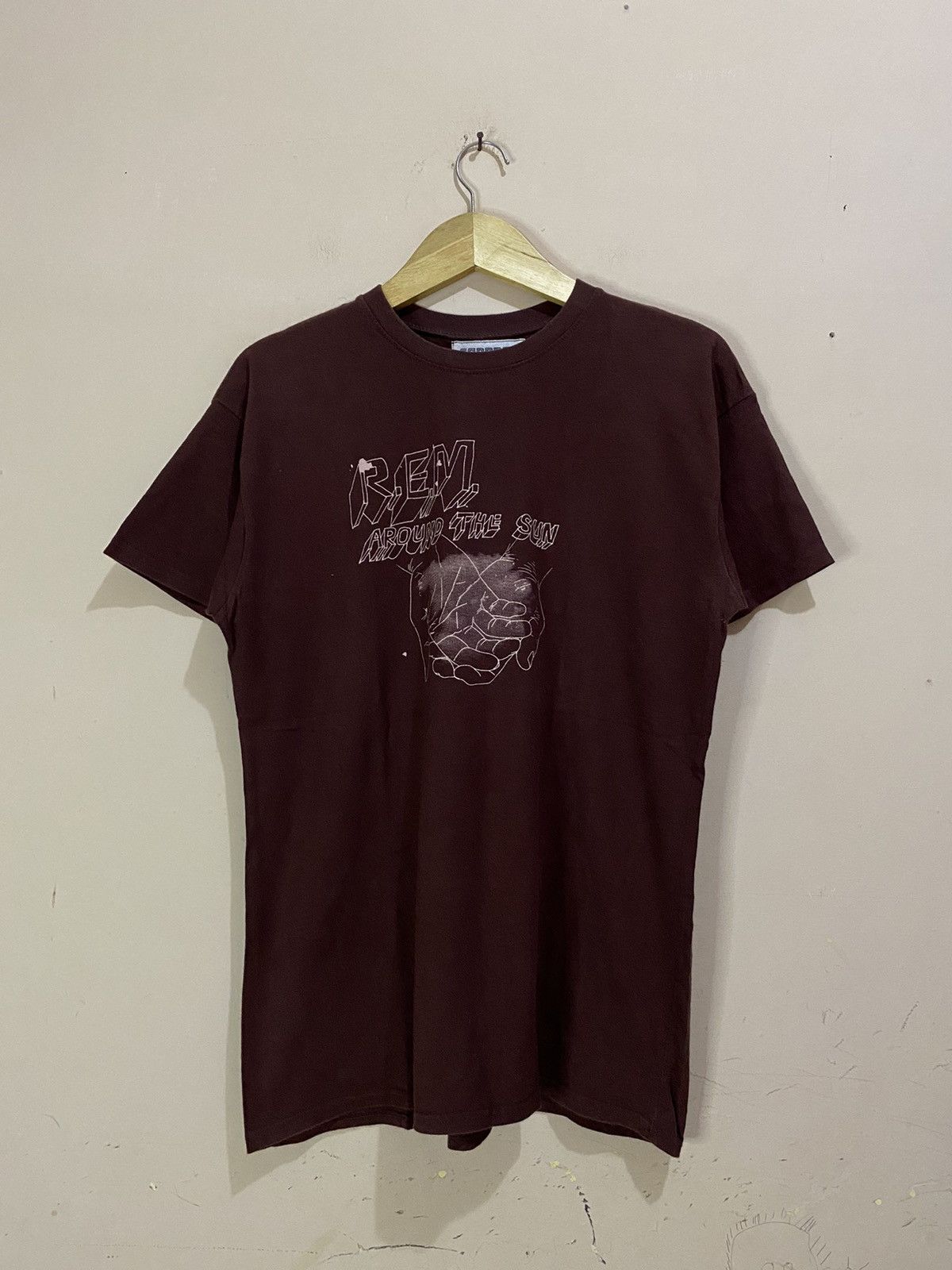 Metallica Vintage R E M Around The Sun Tour 2005 Tee Hoodie, Sweatshirt | PodTeesHub.com