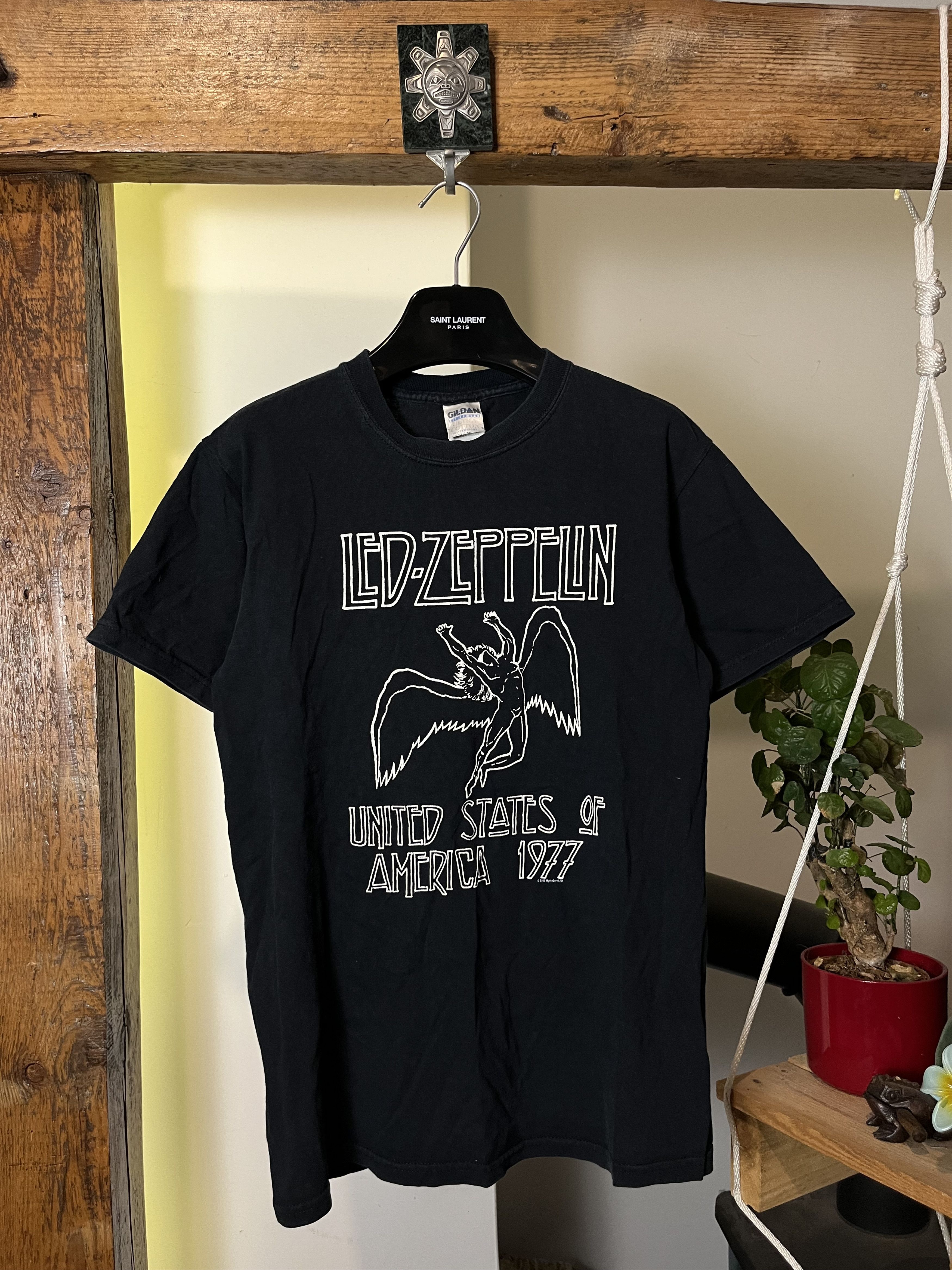 Zeppelin 2000s Led Zeppelin United States Of America 1977 T-Shirts, Hoodie, Sweatshirt | PodTeesHub.com
