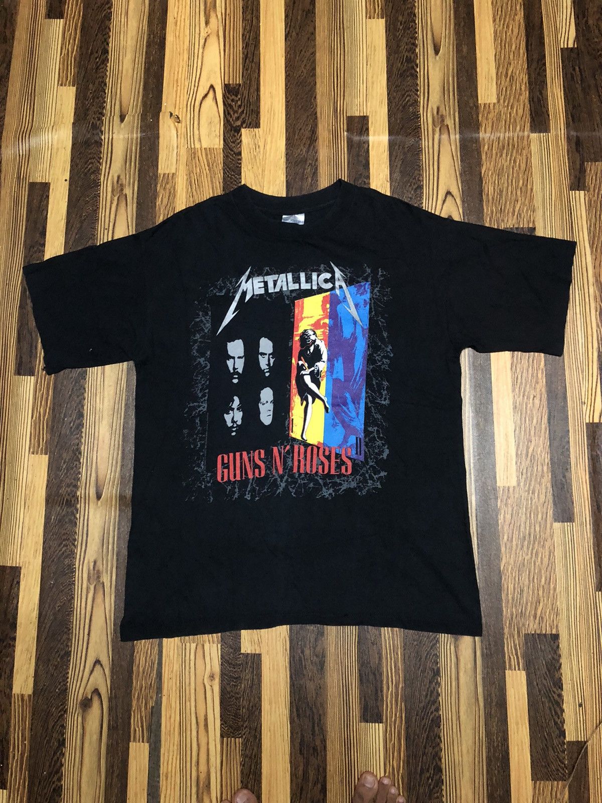 Metallica X Vintage Very Rare Vintage 90s Metallica X Gun N Roses Tour Tee Hoodie, Sweatshirt | PodTeesHub.com