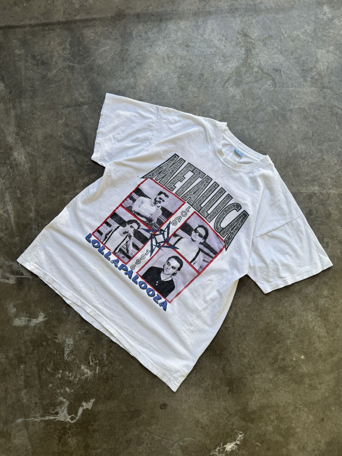 Metallica X Vintage Vintage 1996 Metallica Lollapalooza Concert Graphic Tour Tee Hoodie, Sweatshirt | PodTeesHub.com