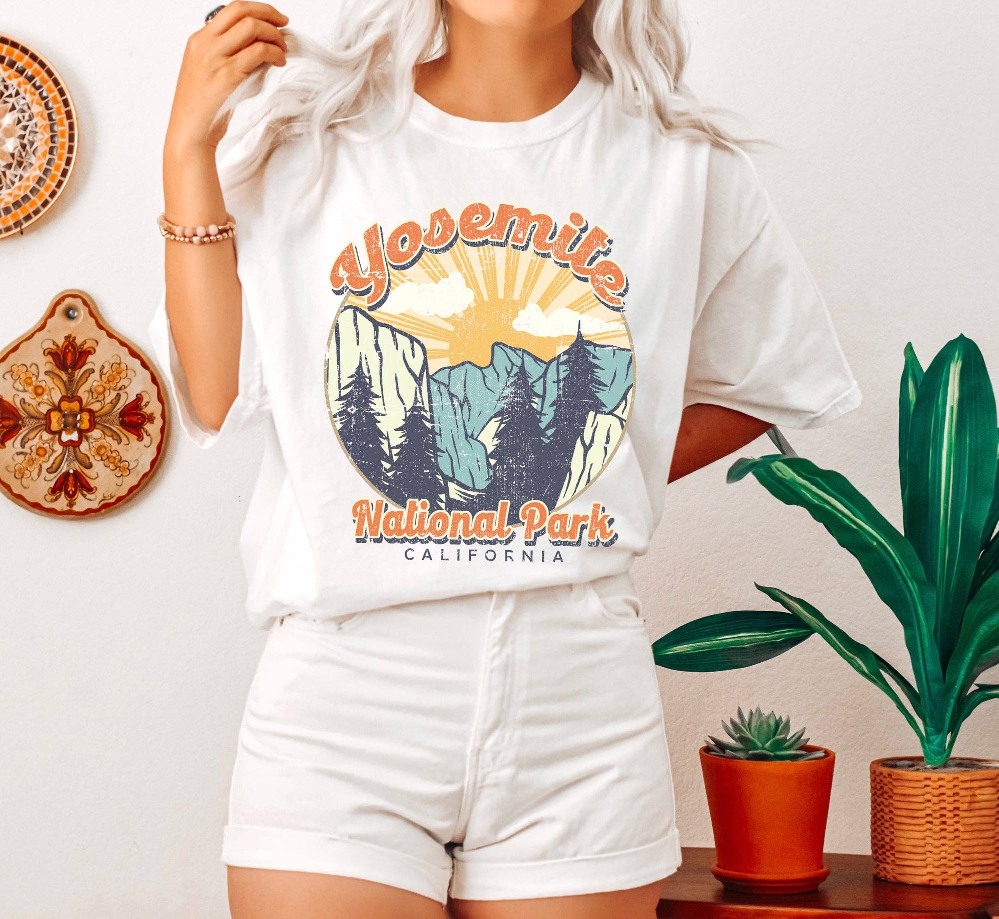 Yosemite National Park Retro T-Shirt Hoodie, Sweatshirt | PodTeesHub.com