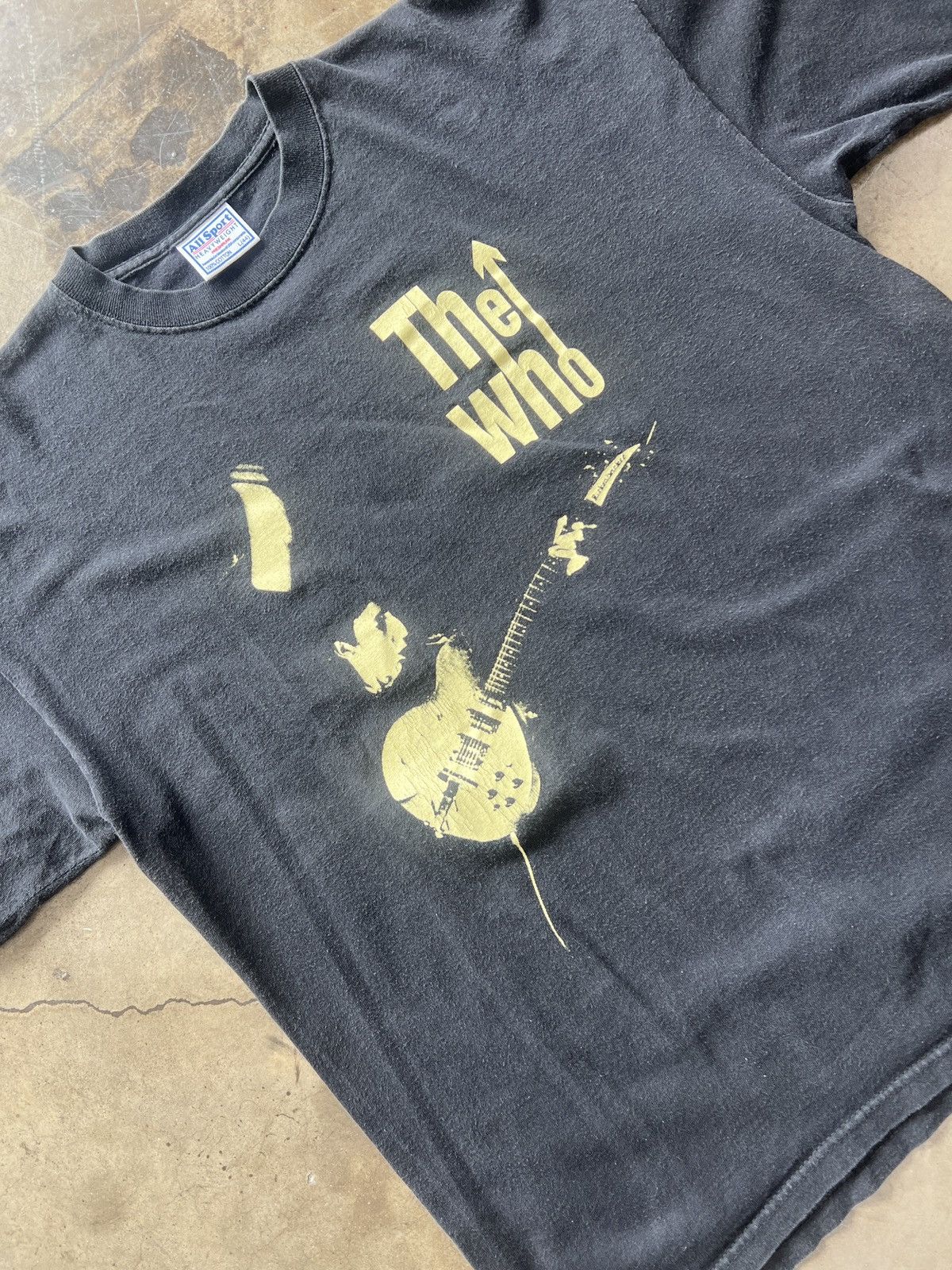 Vintage 2002 The Who North American Tour Tee Sz Large Hoodie, Sweatshirt | PodTeesHub.com