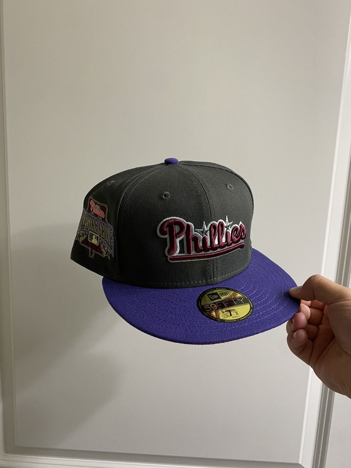 New Era 7 1 2 Philadelphia Phillies Script Zelda Phantom Armour Mf T-Shirts, Hoodie, Sweatshirt