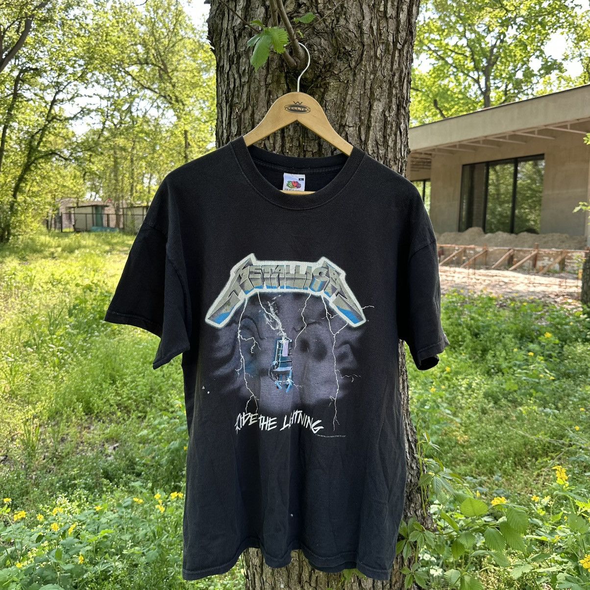 Metallica X Vintage Rare Vintage Metallica Ride The Lighting 1994 T-Shirts, Hoodie, Sweatshirt | PodTeesHub.com