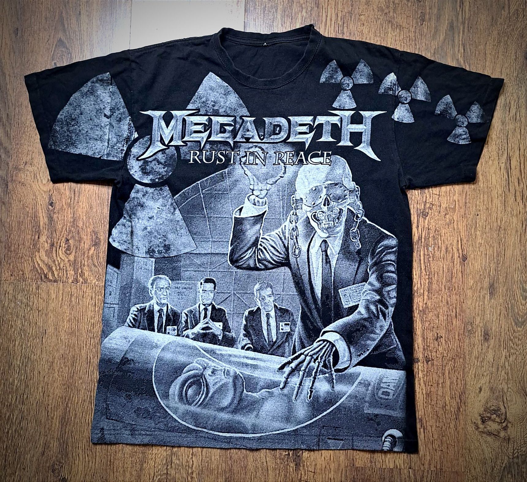 Megadeth X Vintage Egadeth X Rust In Peace X T Shirt Hoodie, Sweatshirt | PodTeesHub.com