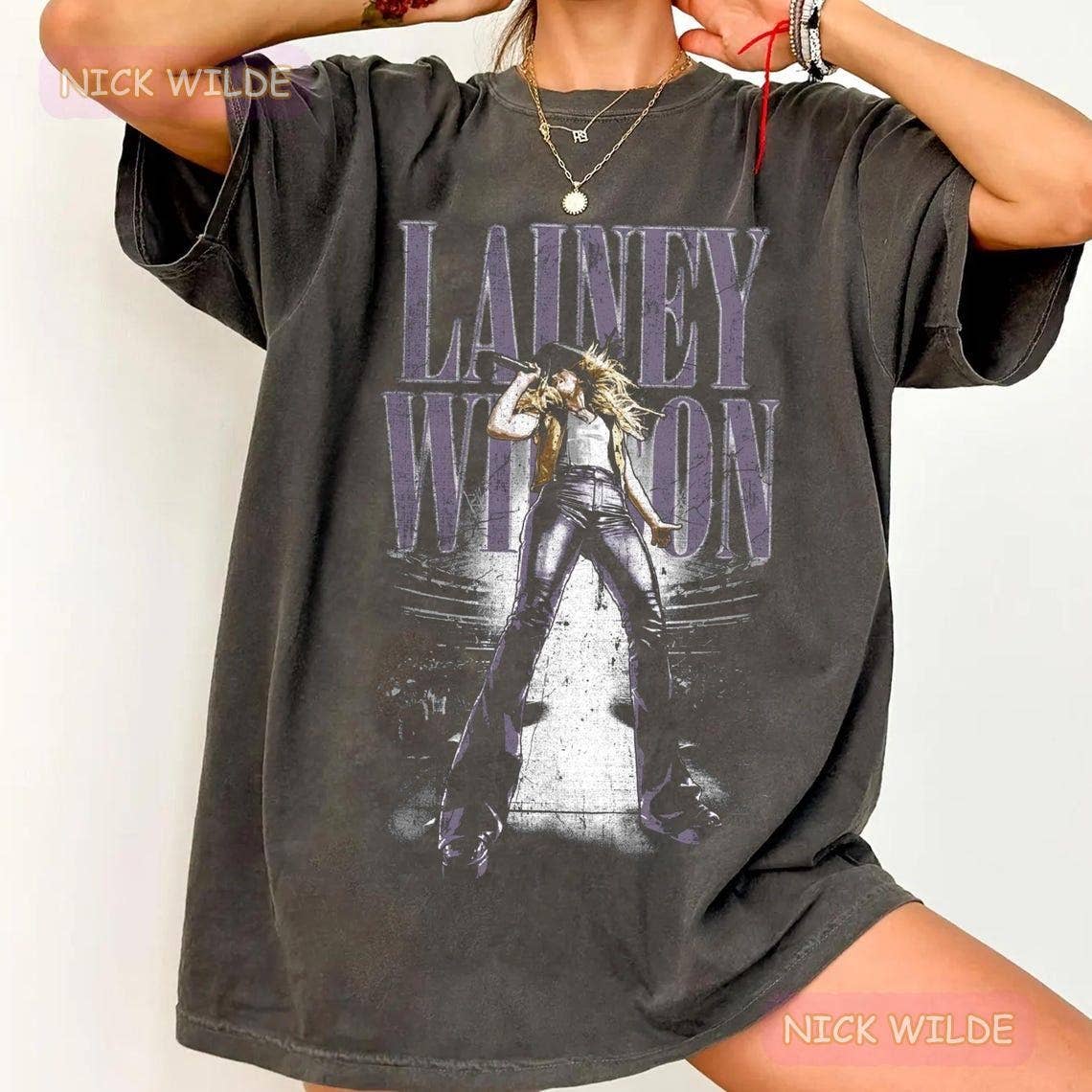 Lainey Wilson Vintage Country Music Tour Tee Hoodie, Sweatshirt | PodTeesHub.com
