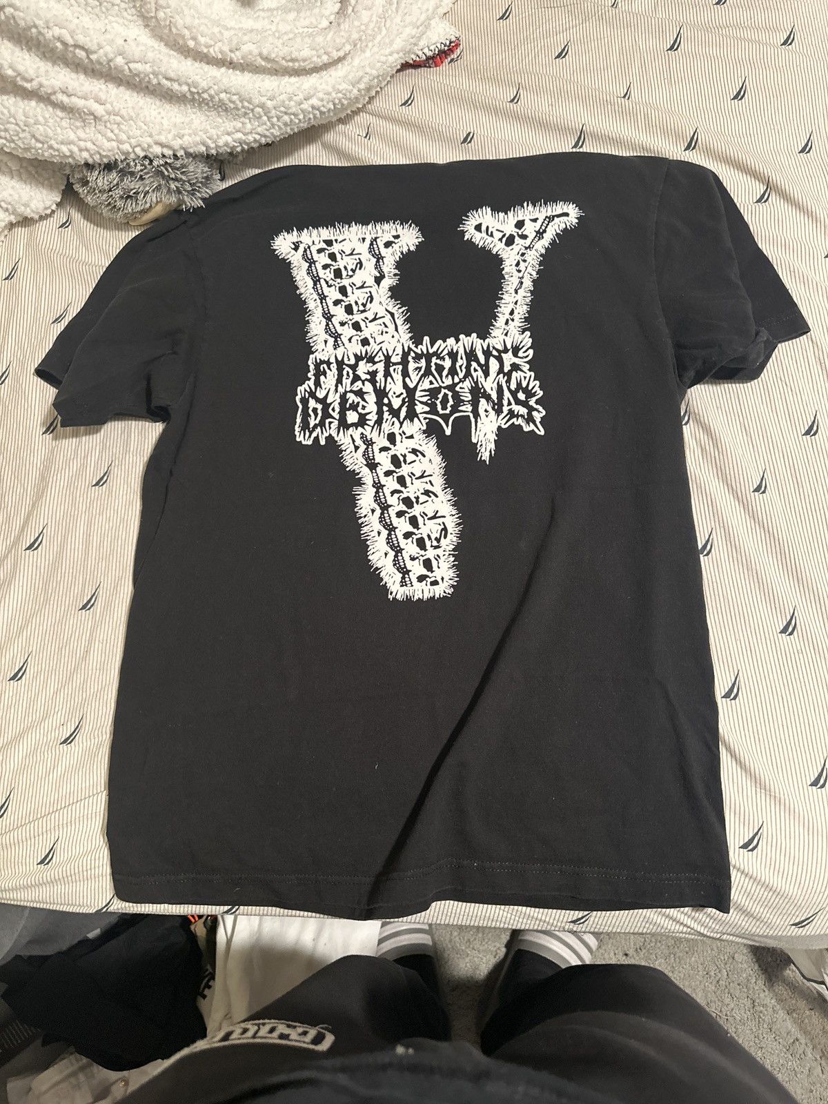 Vlone Men S T Shirt Size Large Black White Graphic Tee Hoodie, Sweatshirt | PodTeesHub.com