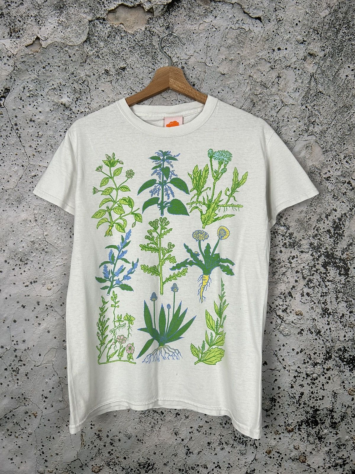 Other Vintage Flowers Herbals Graphic Tee Streetwear Hoodie, Sweatshirt | PodTeesHub.com