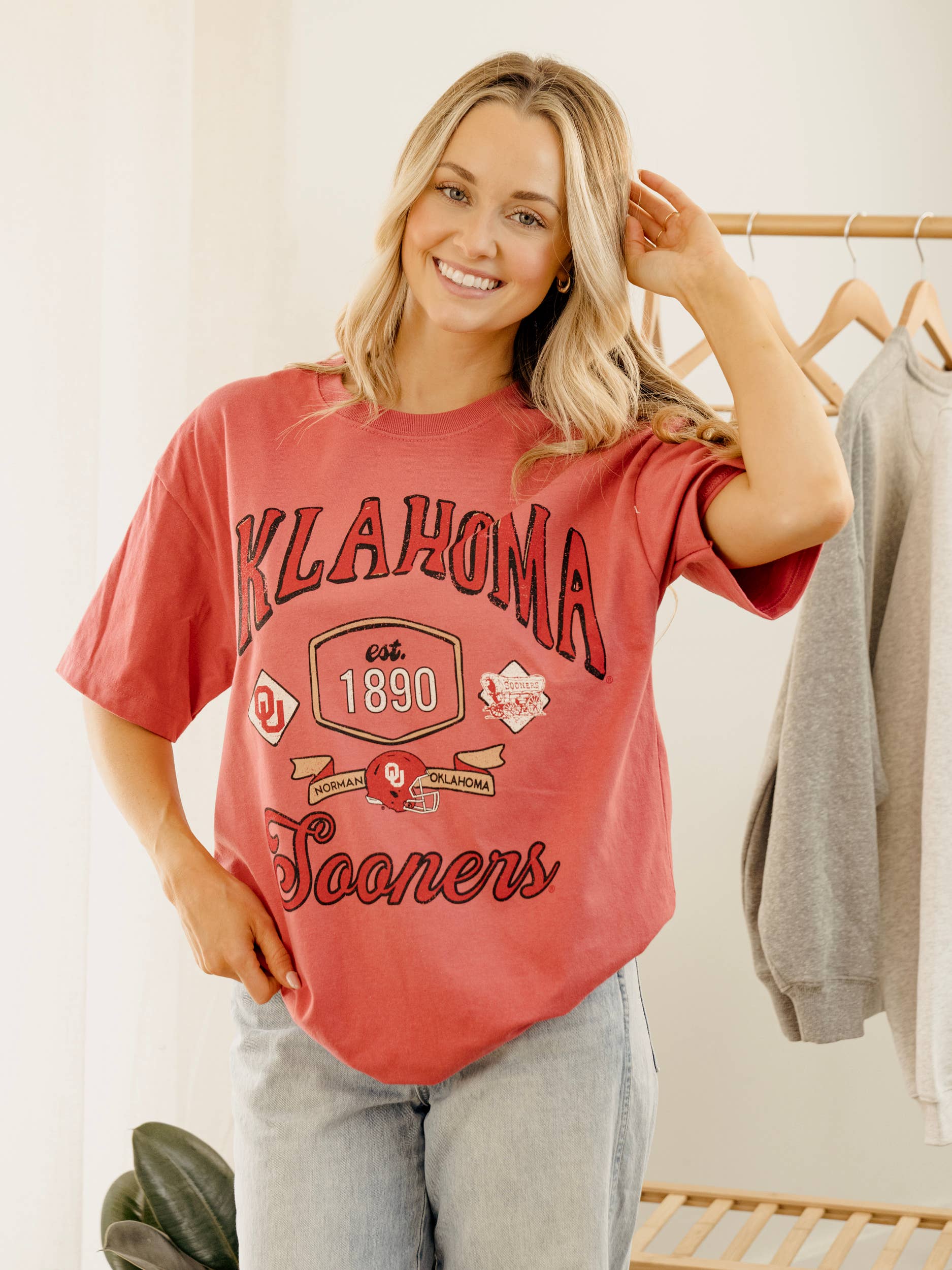 Ou Oklahoma Sooners Patches 25 Red Heavyweight Tee Hoodie, Sweatshirt | PodTeesHub.com