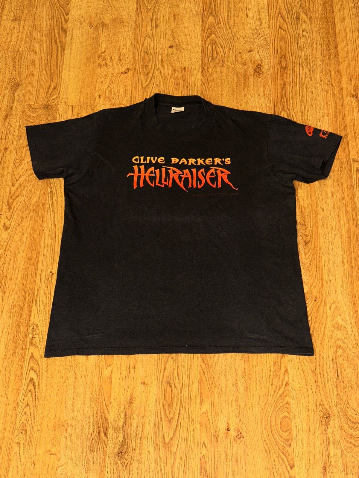 Anime Vtg 1990 Clive Barker Hellraiser Horror Tee Pinhead Comic Lg Hoodie, Sweatshirt | PodTeesHub.com