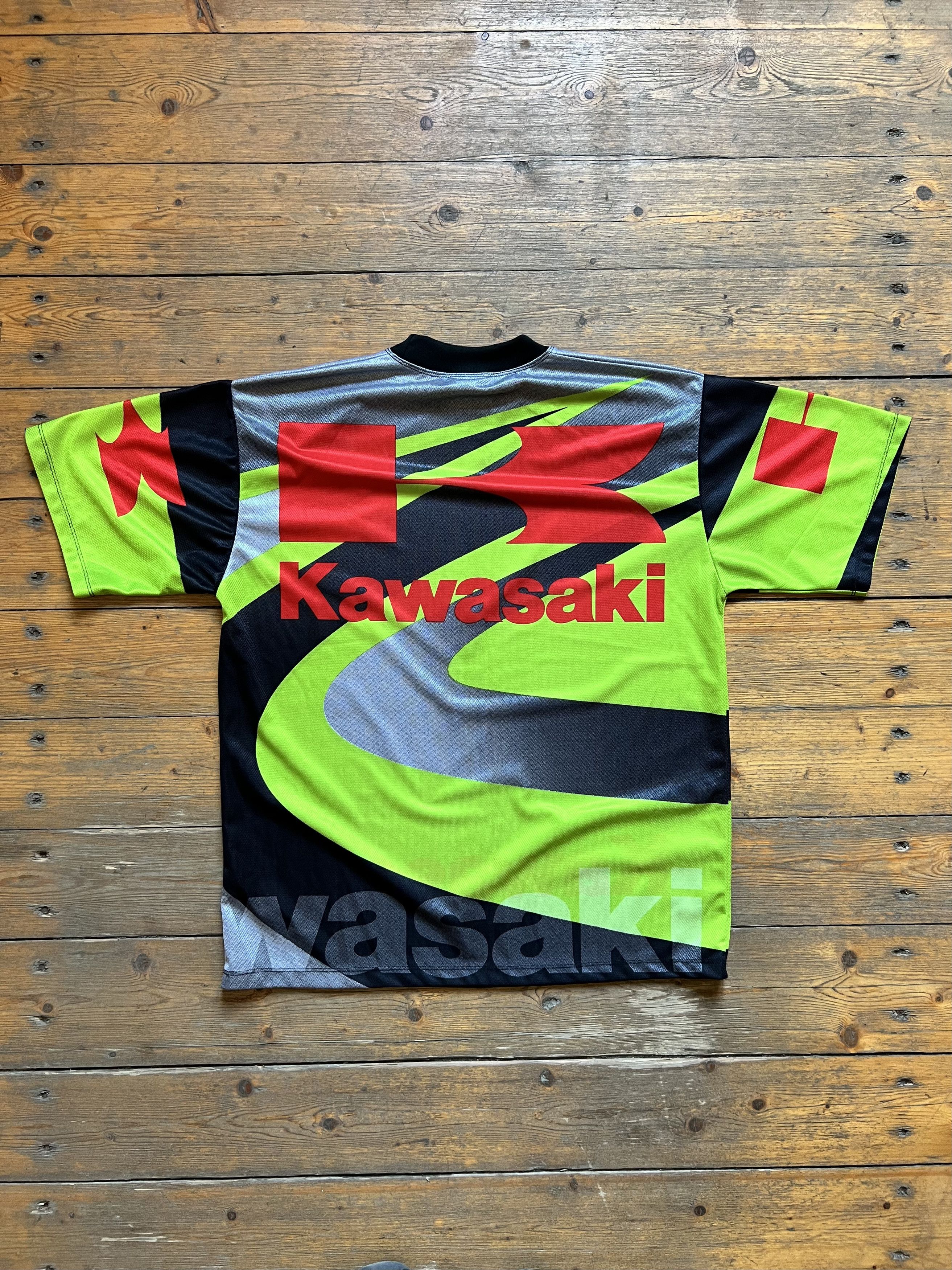 Indian Motorcycle Kawasaki Daring Italy Equipment Nascar Rave Tee Hoodie, Sweatshirt | PodTeesHub.com