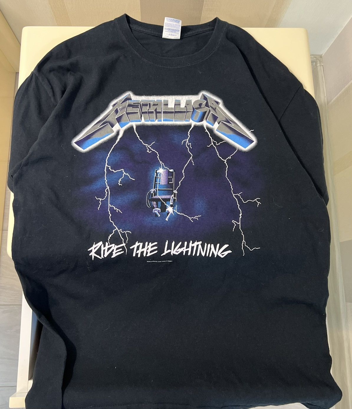 Vintage Metallica Ride The Lightning Y2k Hanes Rock Metal Band Tour T-Shirts, Hoodie, Sweatshirt | PodTeesHub.com