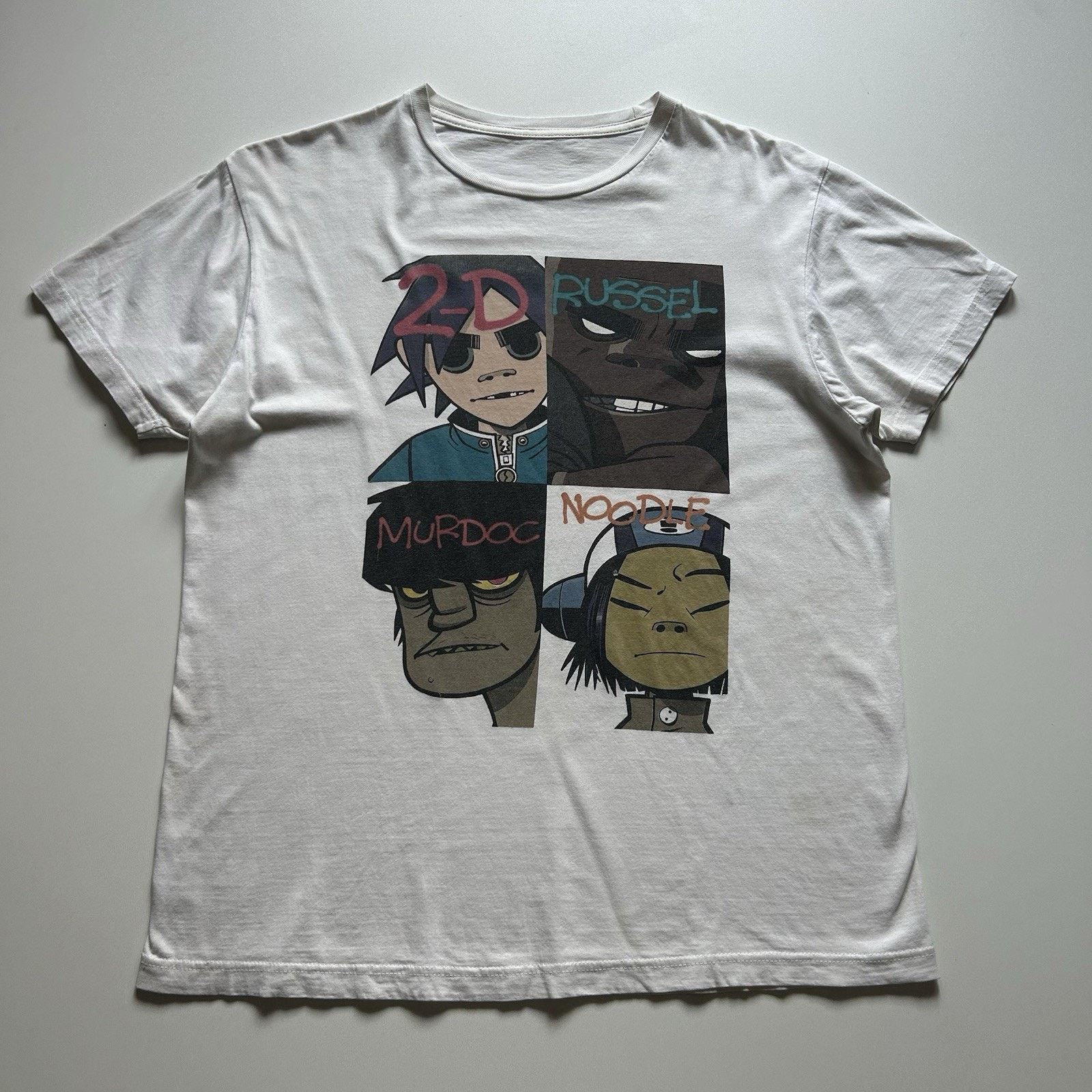 Band Tees Vintage Gorillaz T Shirt Band Tee Art Y2k Large White Rare Hoodie, Sweatshirt | PodTeesHub.com