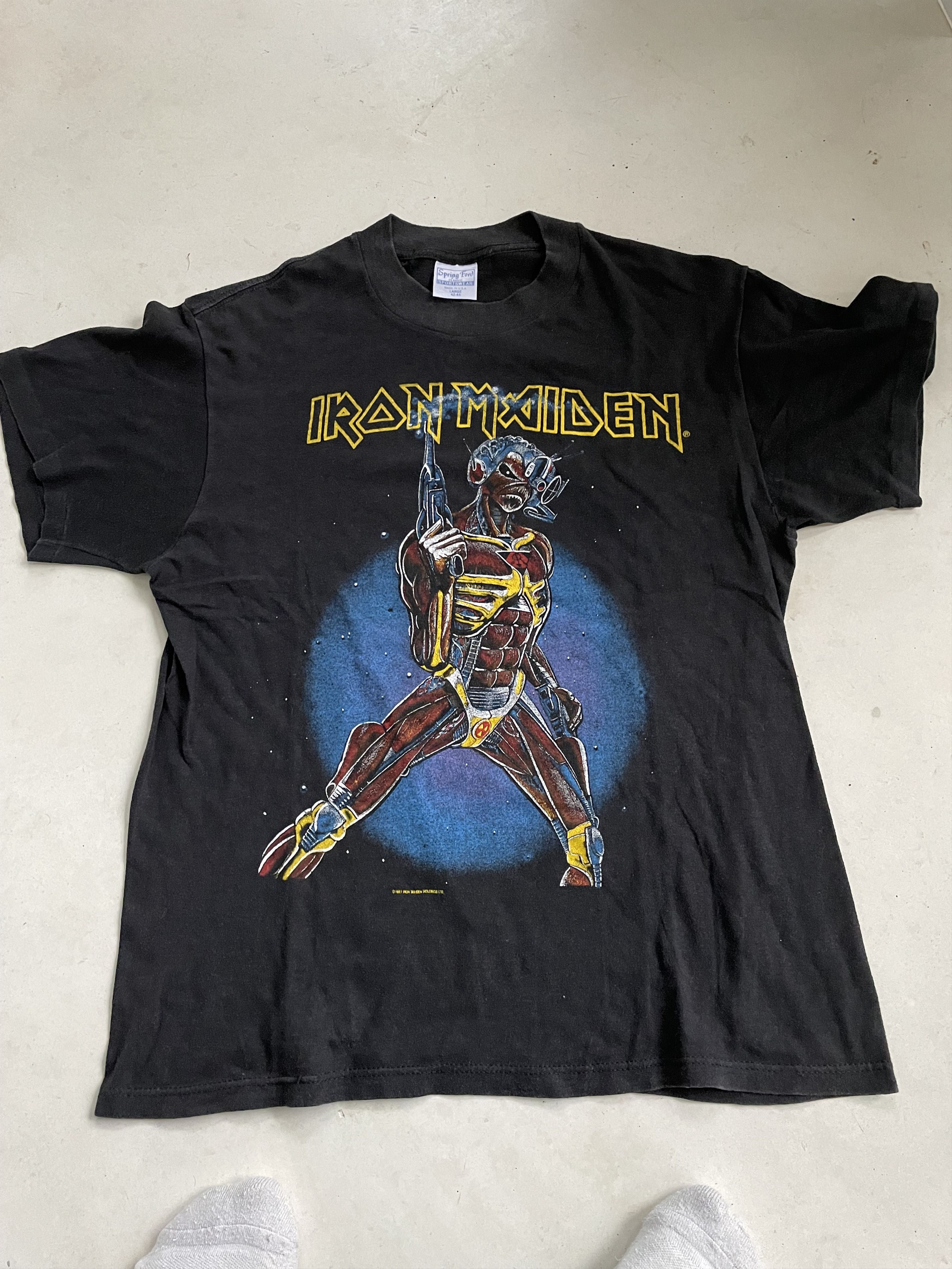 Iron Maiden X Vintage Iron Maiden Somewhere On Tour 1987 Vintage T Shirt Hoodie, Sweatshirt | PodTeesHub.com