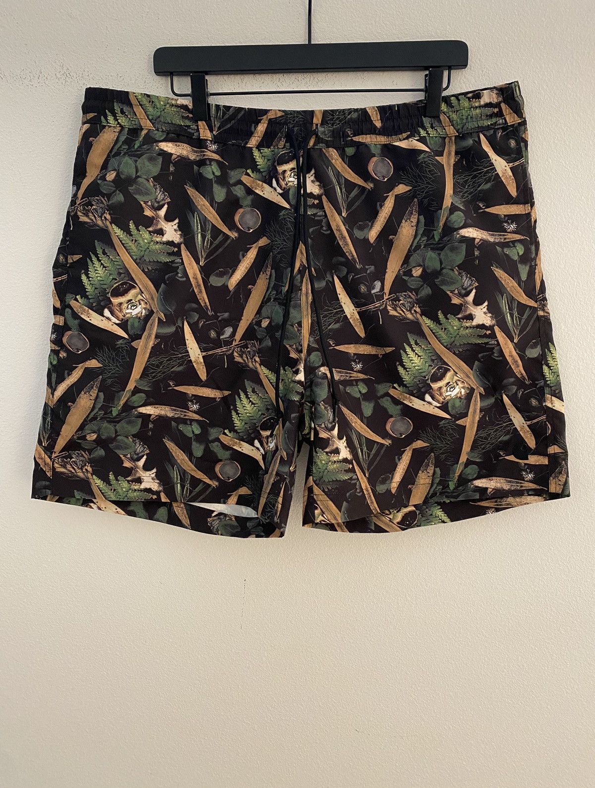 Wip Carhartt Wip Slater Swim Trunks Nwt Xxl T-Shirts, Hoodie, Sweatshirt | PodTeesHub.com