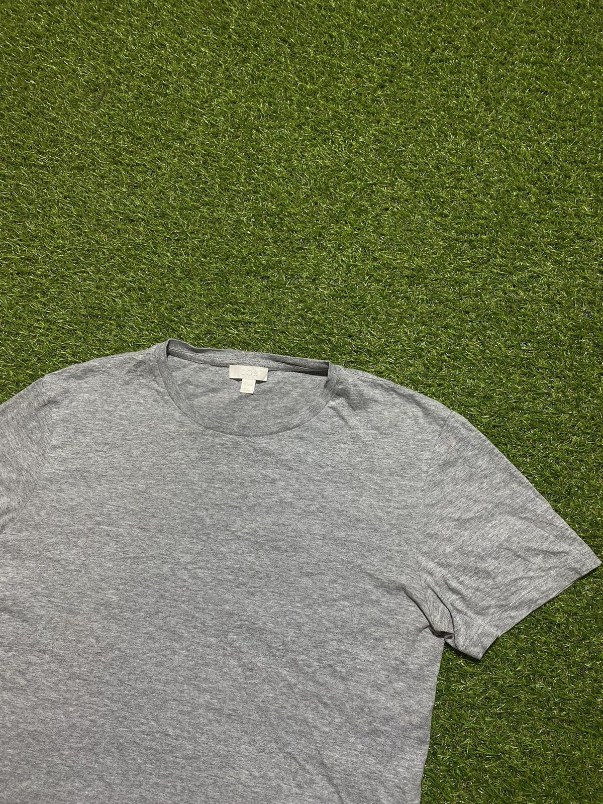 Vintage Cos Tee Streetwear Y2k Casual Style Size L Hoodie, Sweatshirt | PodTeesHub.com