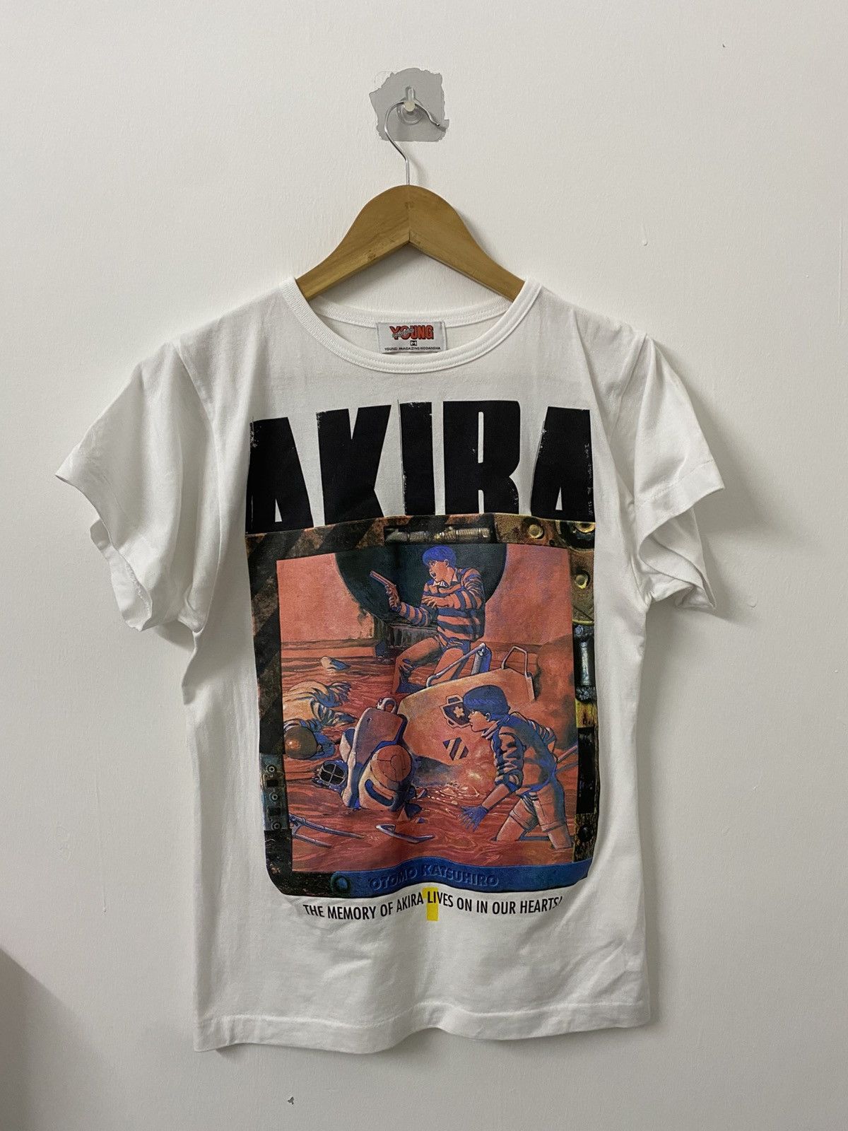 Anime Akira Young Magazine Volume 1 T-Shirts, Hoodie, Sweatshirt
