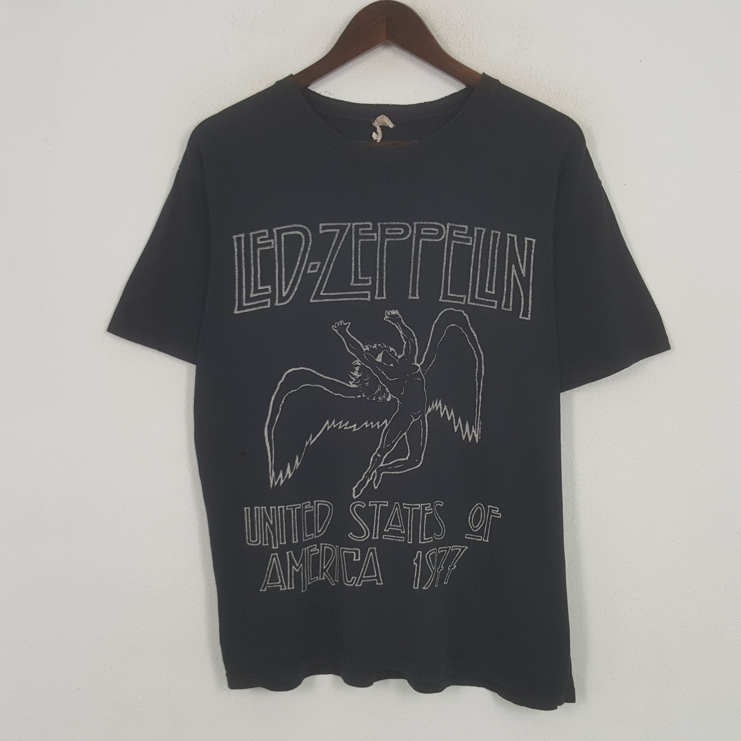 Led Zeppelin X Vintage Vintage Led Zeppelin American Band Rock Tshirt Hoodie, Sweatshirt | PodTeesHub.com