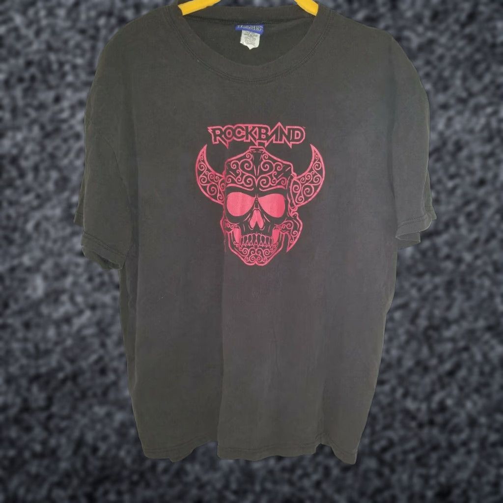 Etro Vintage Retro Rock Band Video Game Mens L T Shirt Hoodie, Sweatshirt | PodTeesHub.com