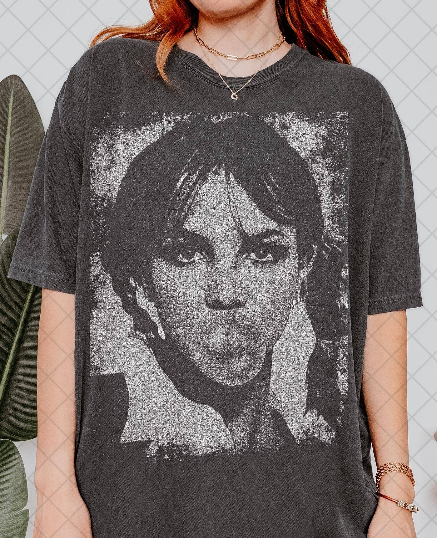 Britney Spears Bubble Gum Balloon Vintage T-Shirt Hoodie, Sweatshirt | PodTeesHub.com