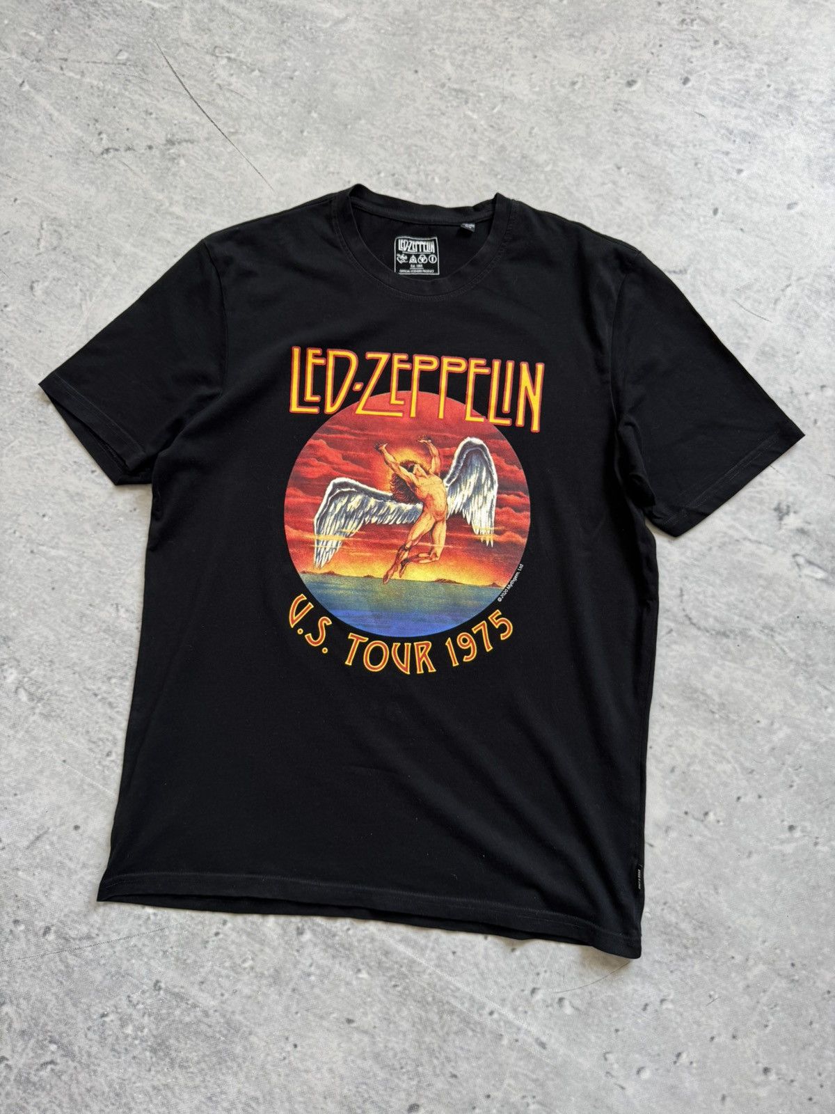 Zeppelin Led Zeppelin Big Logo Tee 2020 Hoodie, Sweatshirt | PodTeesHub.com
