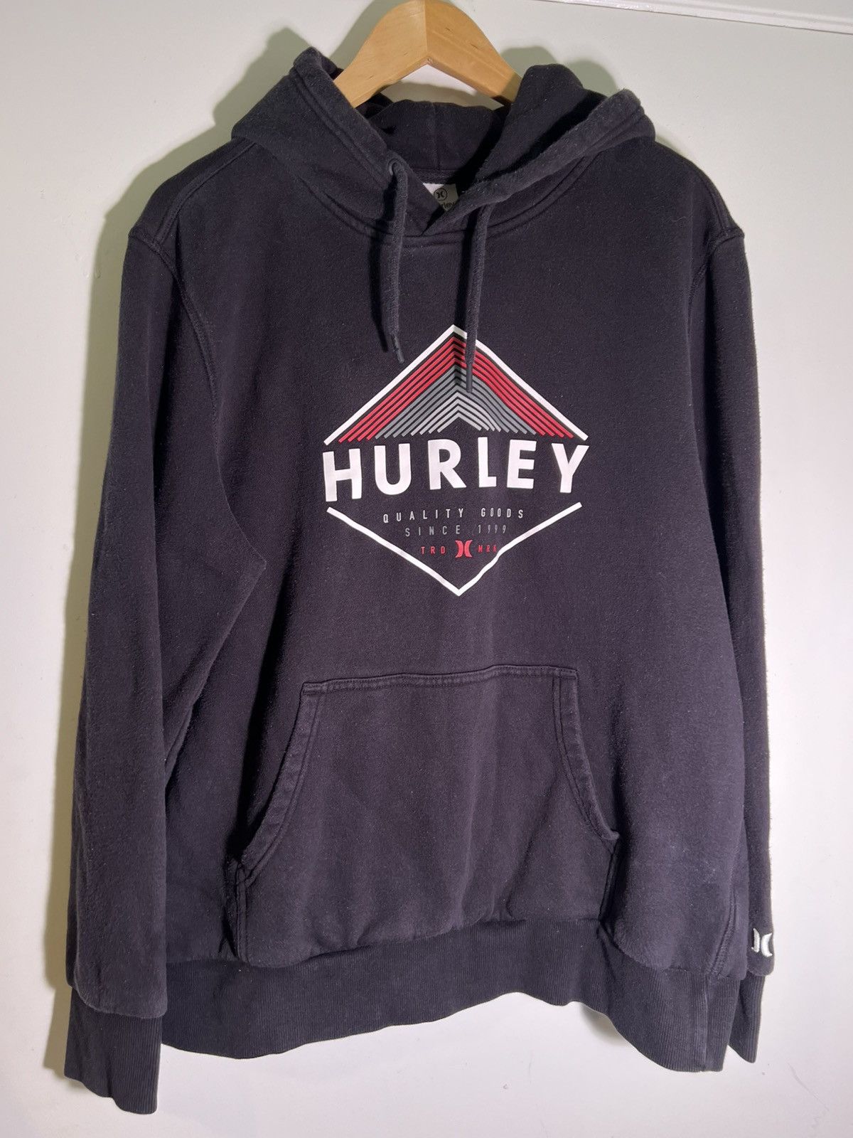 Vintage Y2k 2000 S Vtg Vintage Hurley Streetwear Retro Goth Hoodie T-Shirts, Sweatshirt | PodTeesHub.com