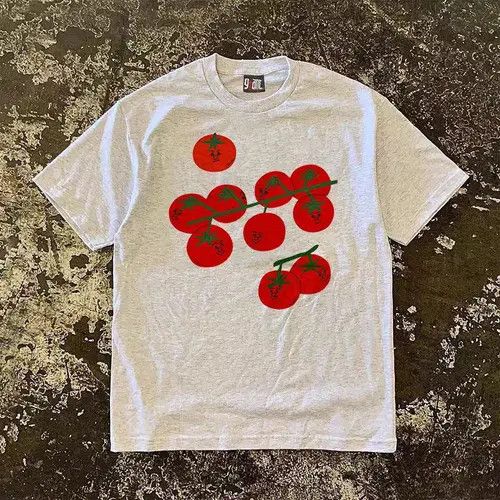 Akira Tomato Print Grey Casual Retro T-Shirts, Hoodie, Sweatshirt