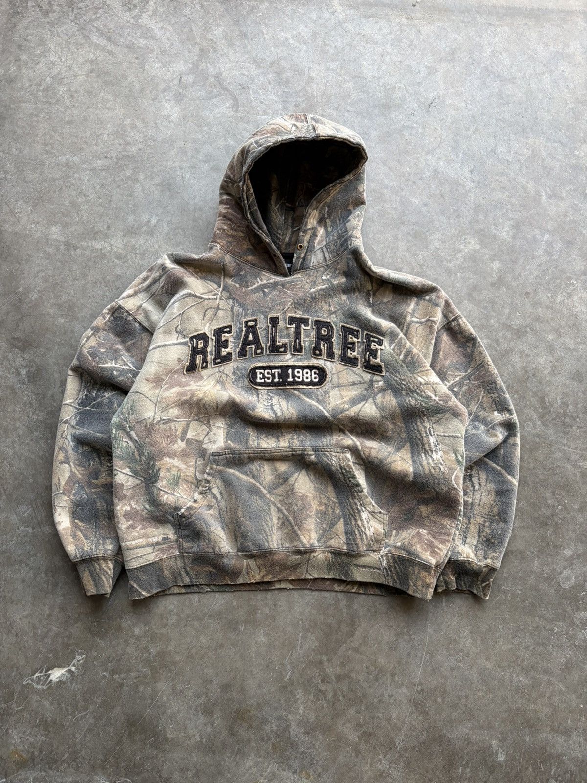 Vintage Realtree Camo Boxy Faded 1990s T-Shirts, Hoodie, Sweatshirt