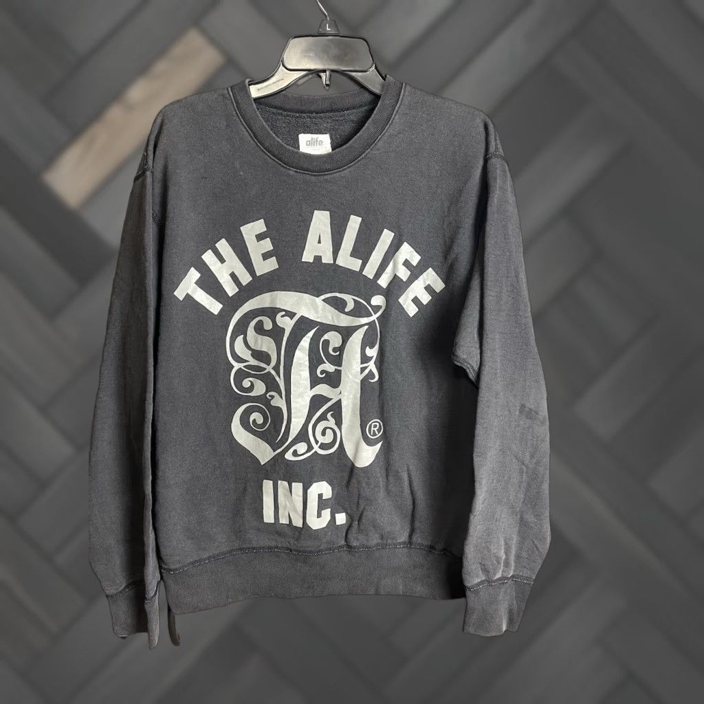 Vintage Alife M Black Print Logo All Seasons Regula T-Shirts, Hoodie, Sweatshirt