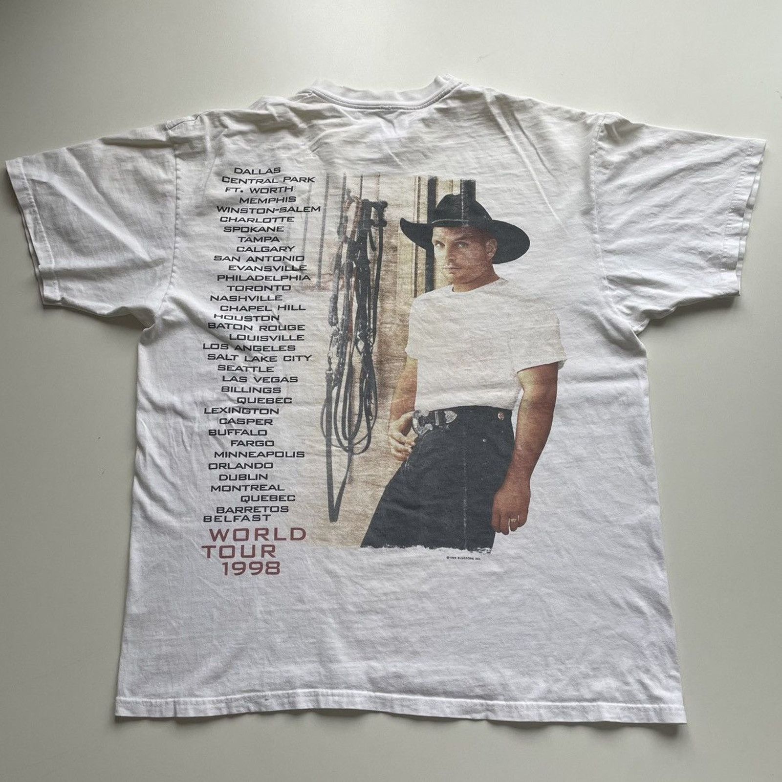 Band Tees Vintage 90s Garth Brooks T Shirt Xl Sevens World Tour White Hoodie, Sweatshirt | PodTeesHub.com