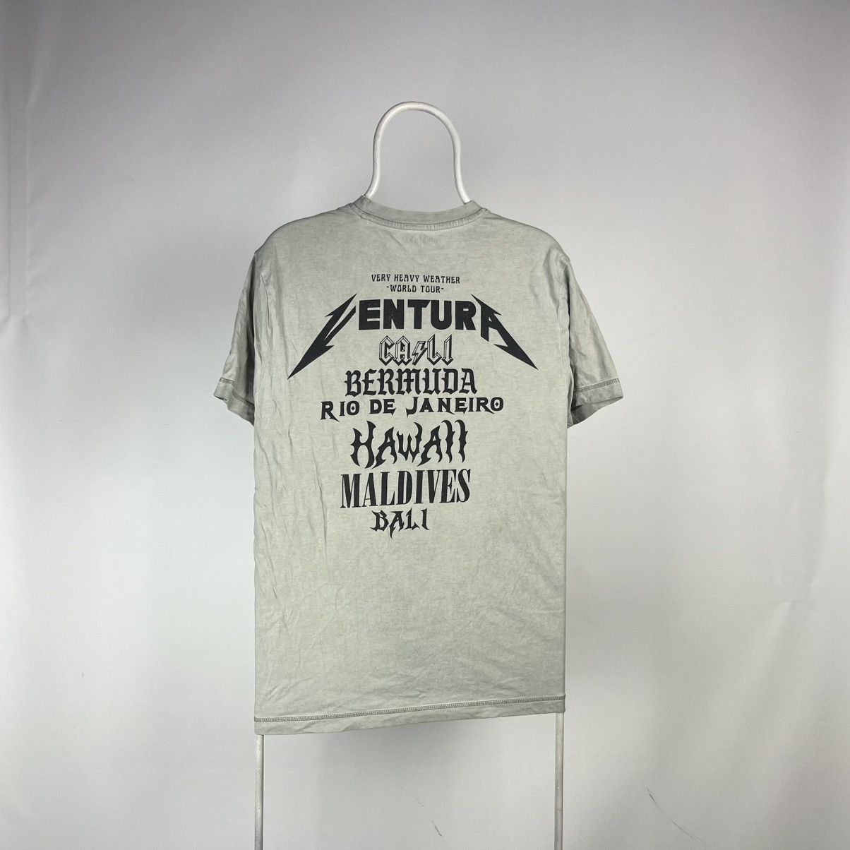 Band Tees Heavy Summer World Tour Tshirt Size Large Hoodie, Sweatshirt | PodTeesHub.com
