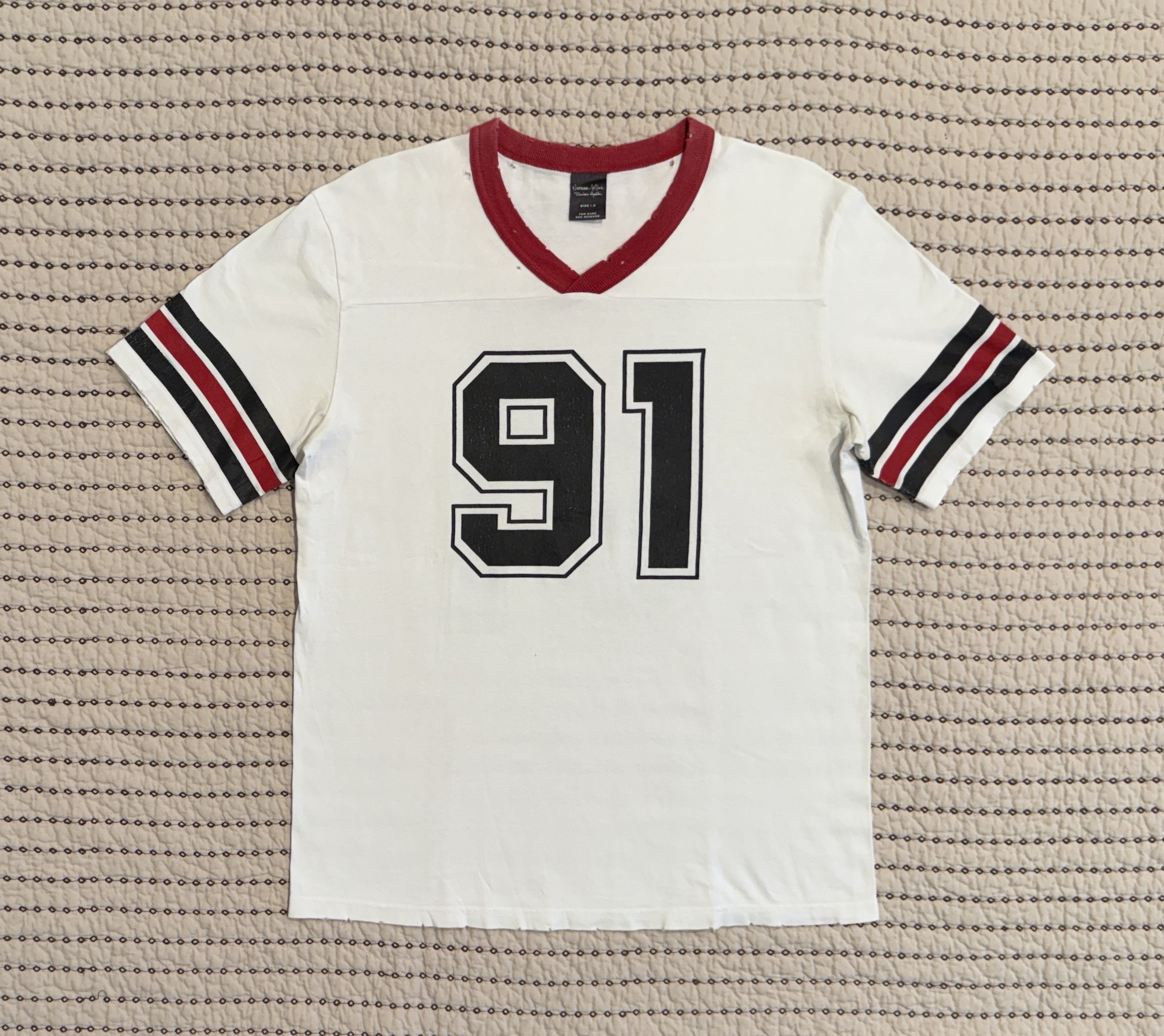 N Ine Number N Ine Ss06 Rose 91 Football T Shirt White Size 3 Hoodie, Sweatshirt | PodTeesHub.com