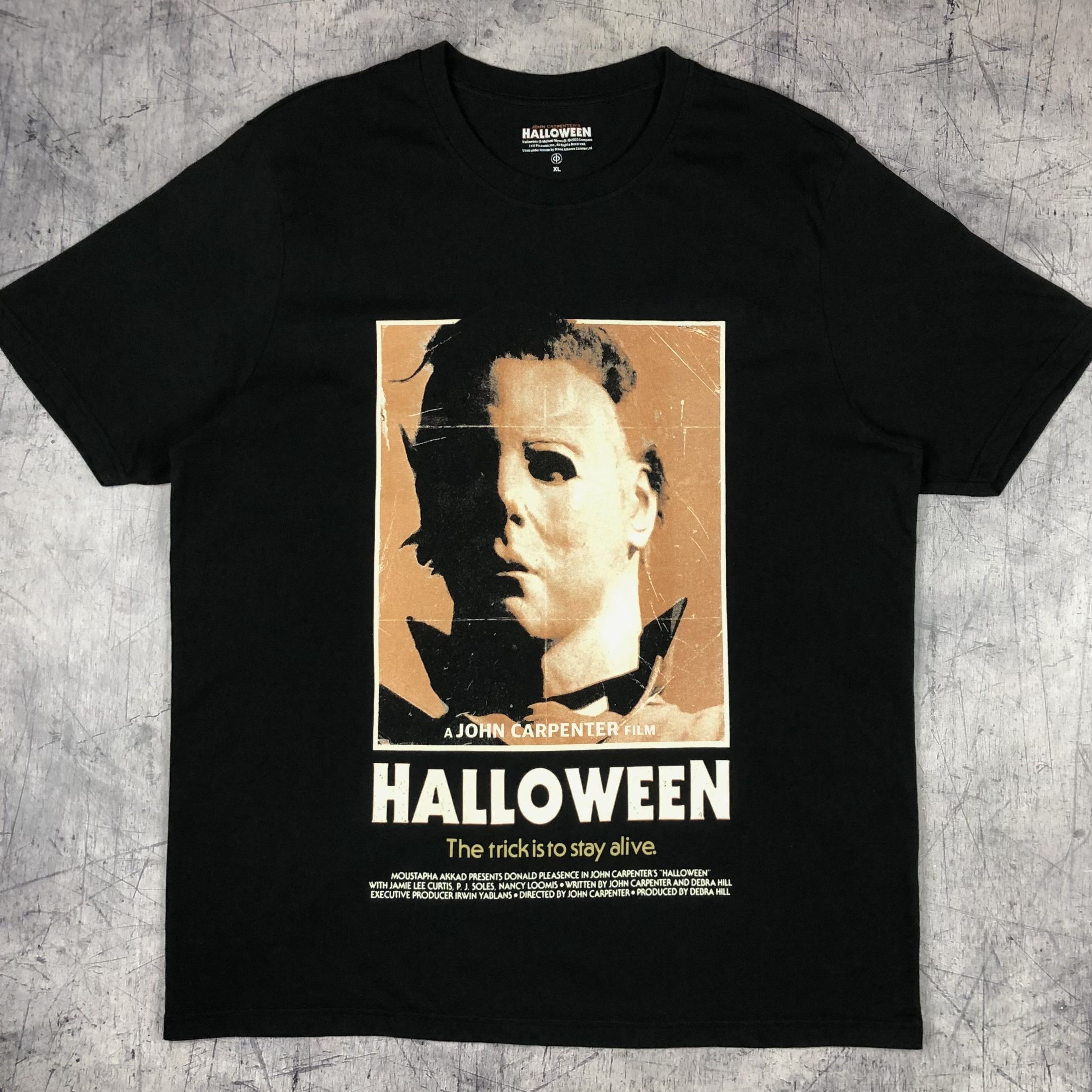 Expert Horror Vintage Halloween Scary Horror Slasher Movie Tee Y2k Hype Hoodie, Sweatshirt | PodTeesHub.com