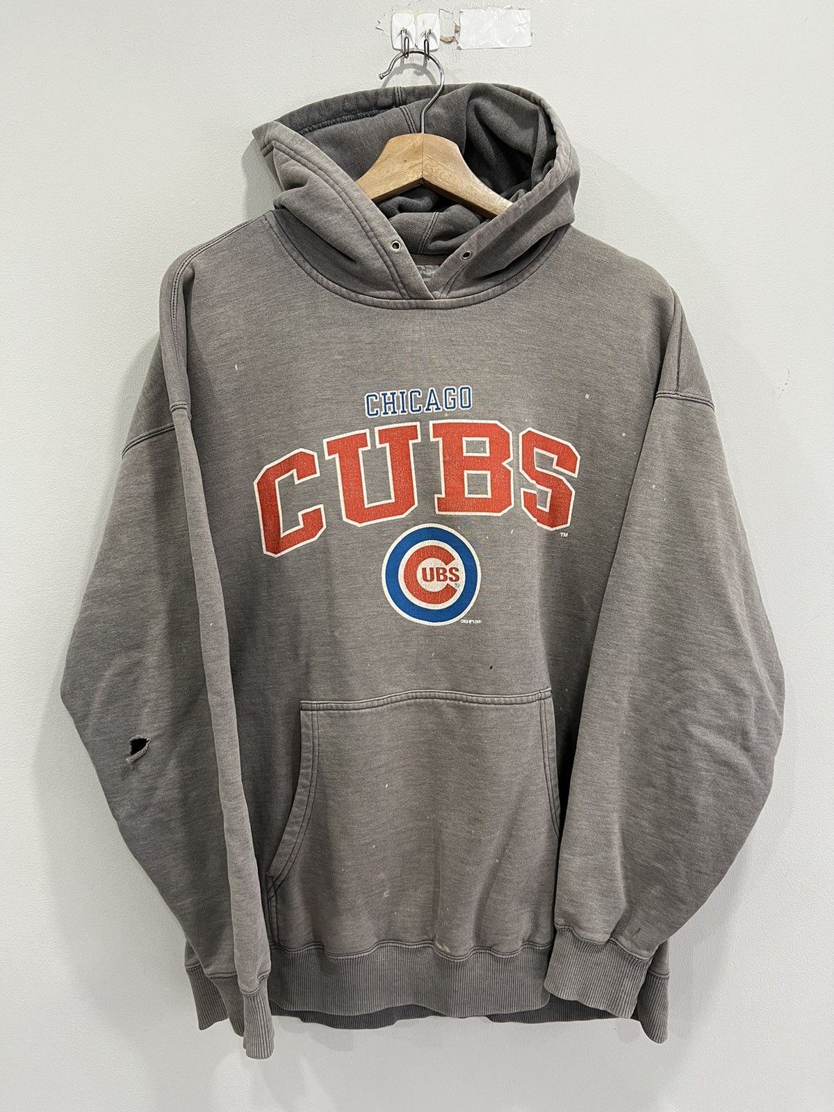 Vintage Chicago Cubs Sweater Hoodie Sun Faded T-Shirts, Sweatshirt | PodTeesHub.com