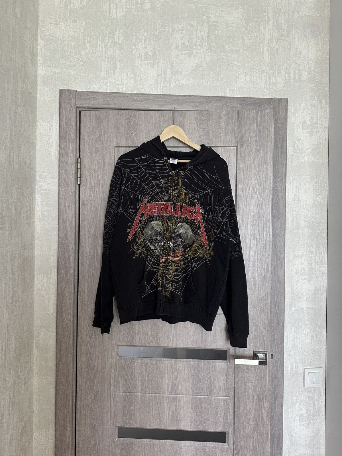 Vintage Metallica Print Spider Web Skulls Band Zip Hoodie T-Shirts, Sweatshirt | PodTeesHub.com