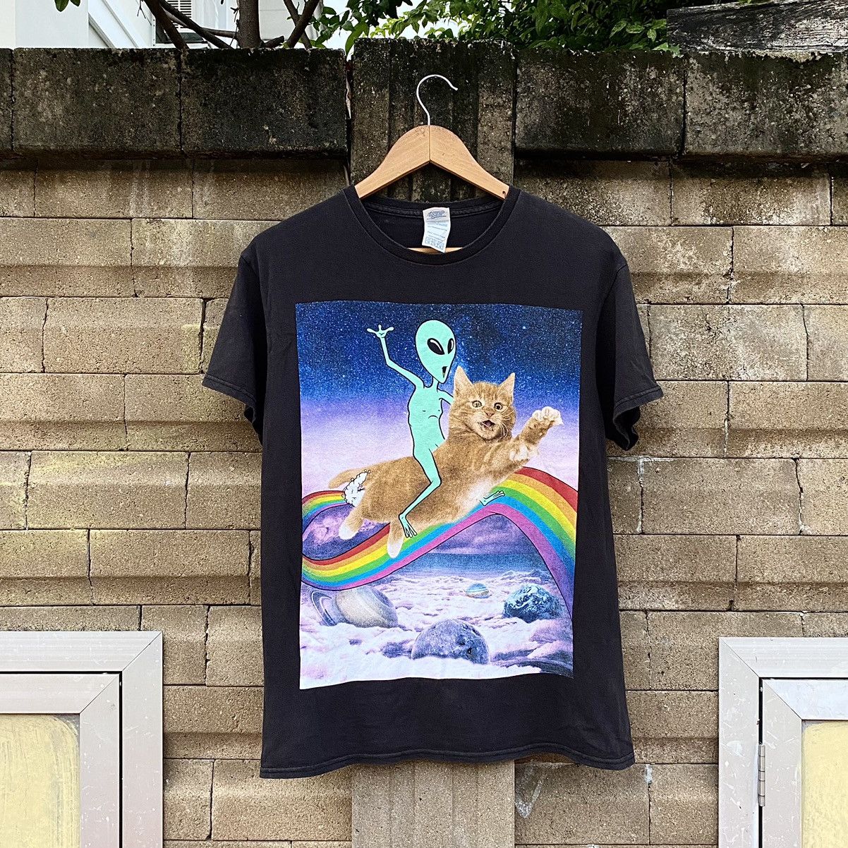 Vintage Y2k Alien Cat Rainbow Tee Vintage 2000s Hoodie, Sweatshirt | PodTeesHub.com