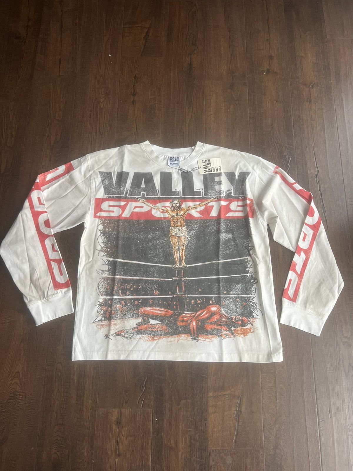 Vale Lives Jesus Hardy Long Sleeve T-Shirts, Hoodie, Sweatshirt | PodTeesHub.com